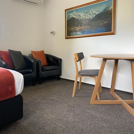 Alpine Motel Wanaka Exterior photo