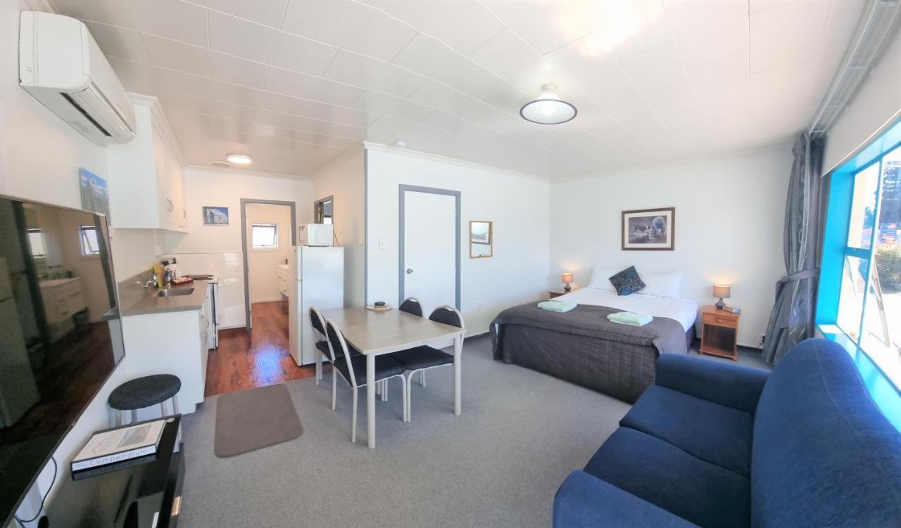 Alpine Motel Wanaka Exterior photo