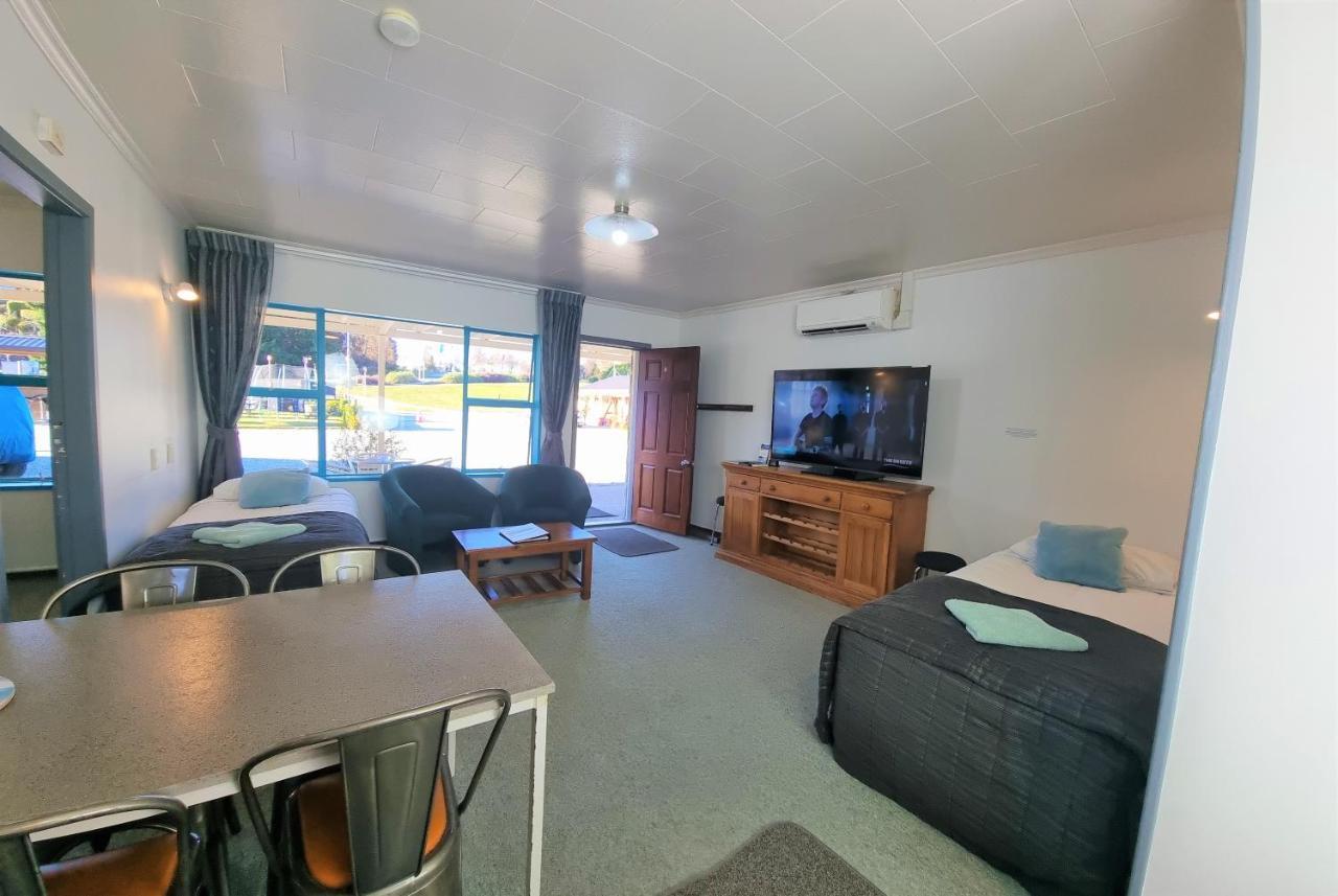 Alpine Motel Wanaka Exterior photo