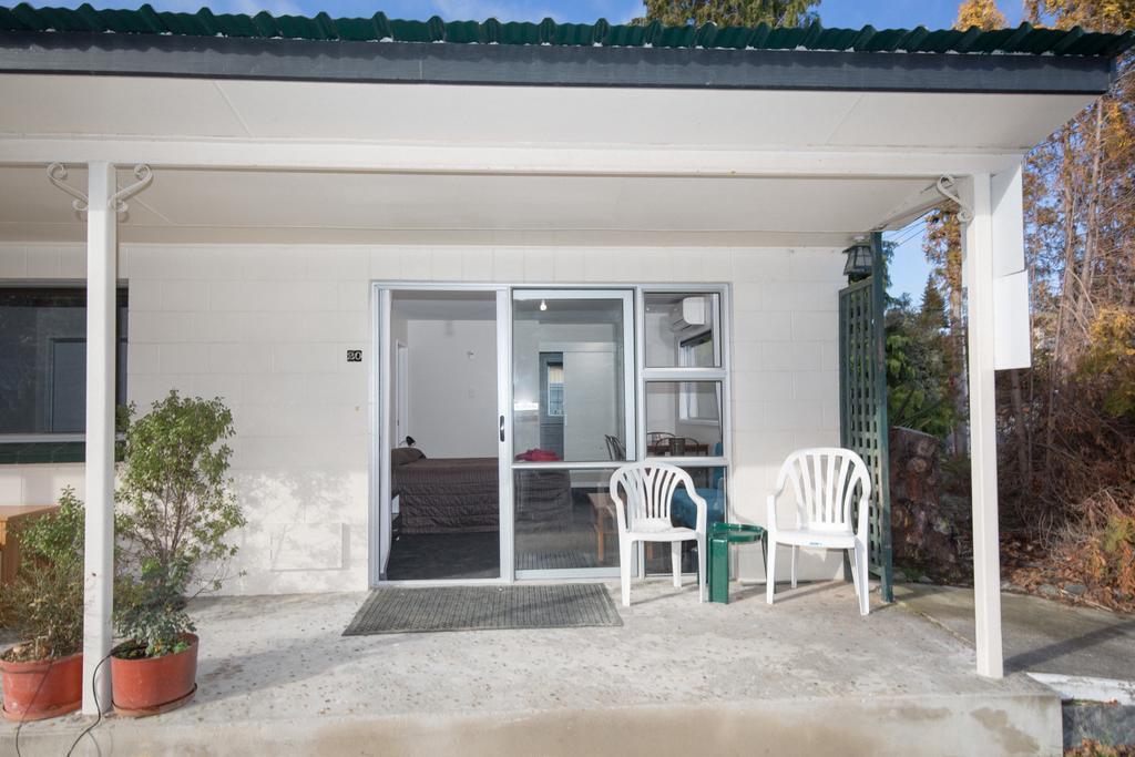 Alpine Motel Wanaka Exterior photo