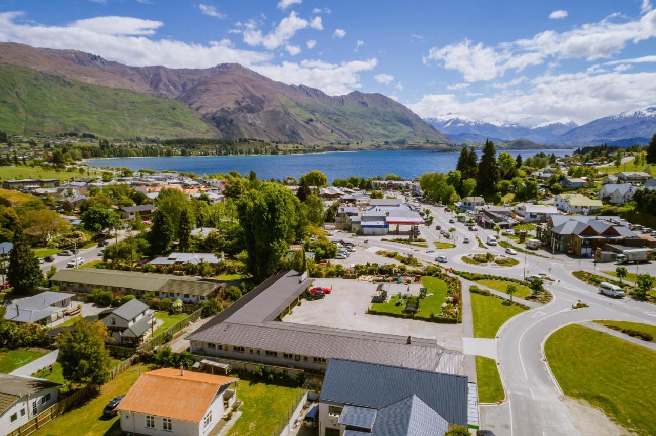 Alpine Motel Wanaka Exterior photo